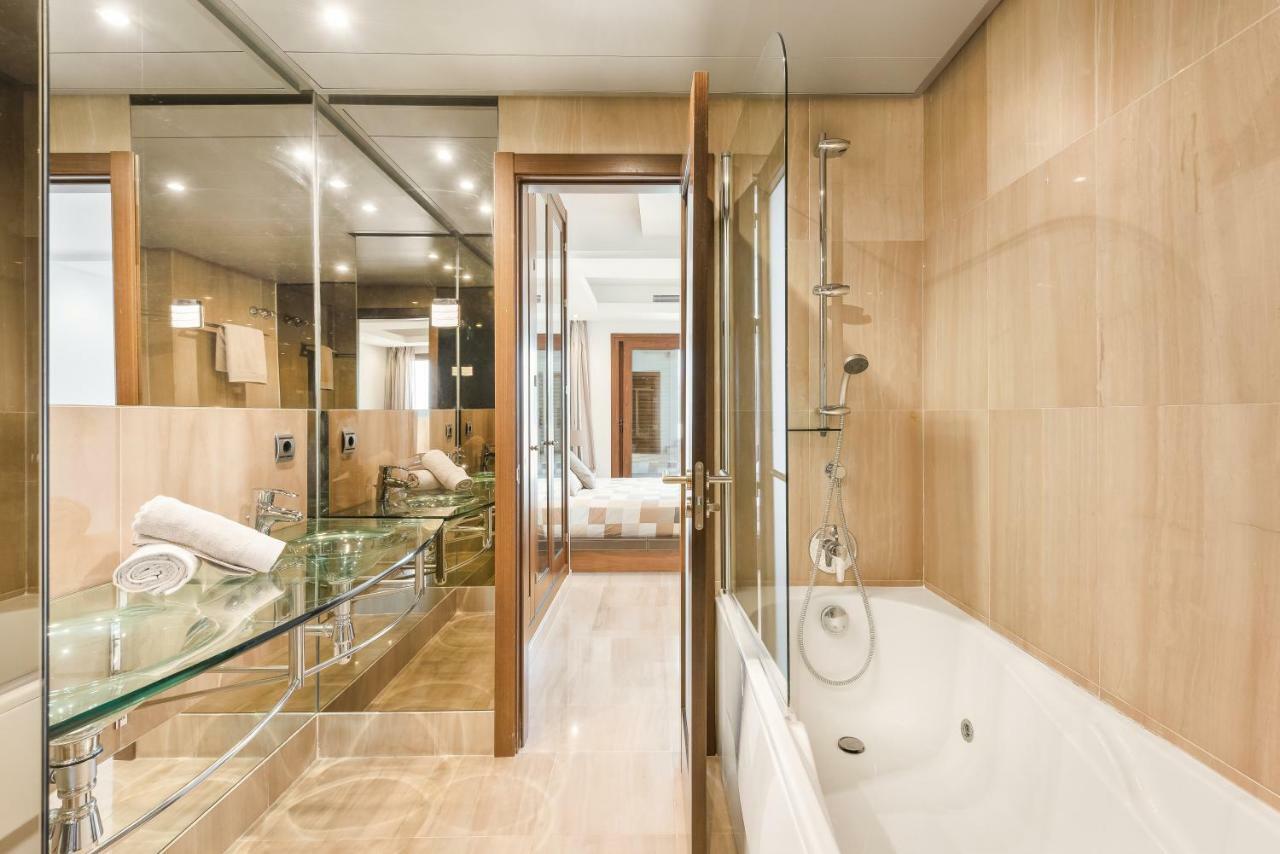 Bahia De La Plata Luxury Apartments เอสเตโปนา ภายนอก รูปภาพ