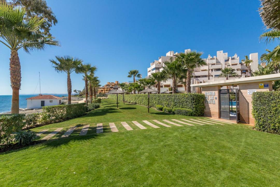 Bahia De La Plata Luxury Apartments เอสเตโปนา ภายนอก รูปภาพ
